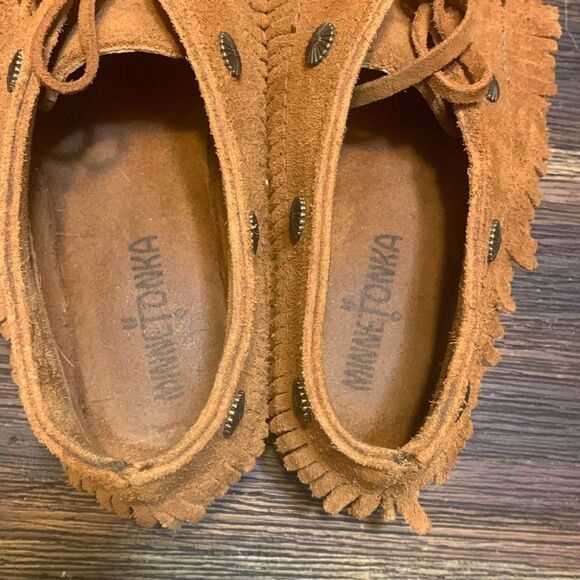 Minnetonka moccasins tassels - Picture 4 of 13